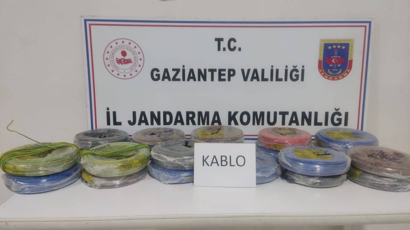 2 km kablo çaldı