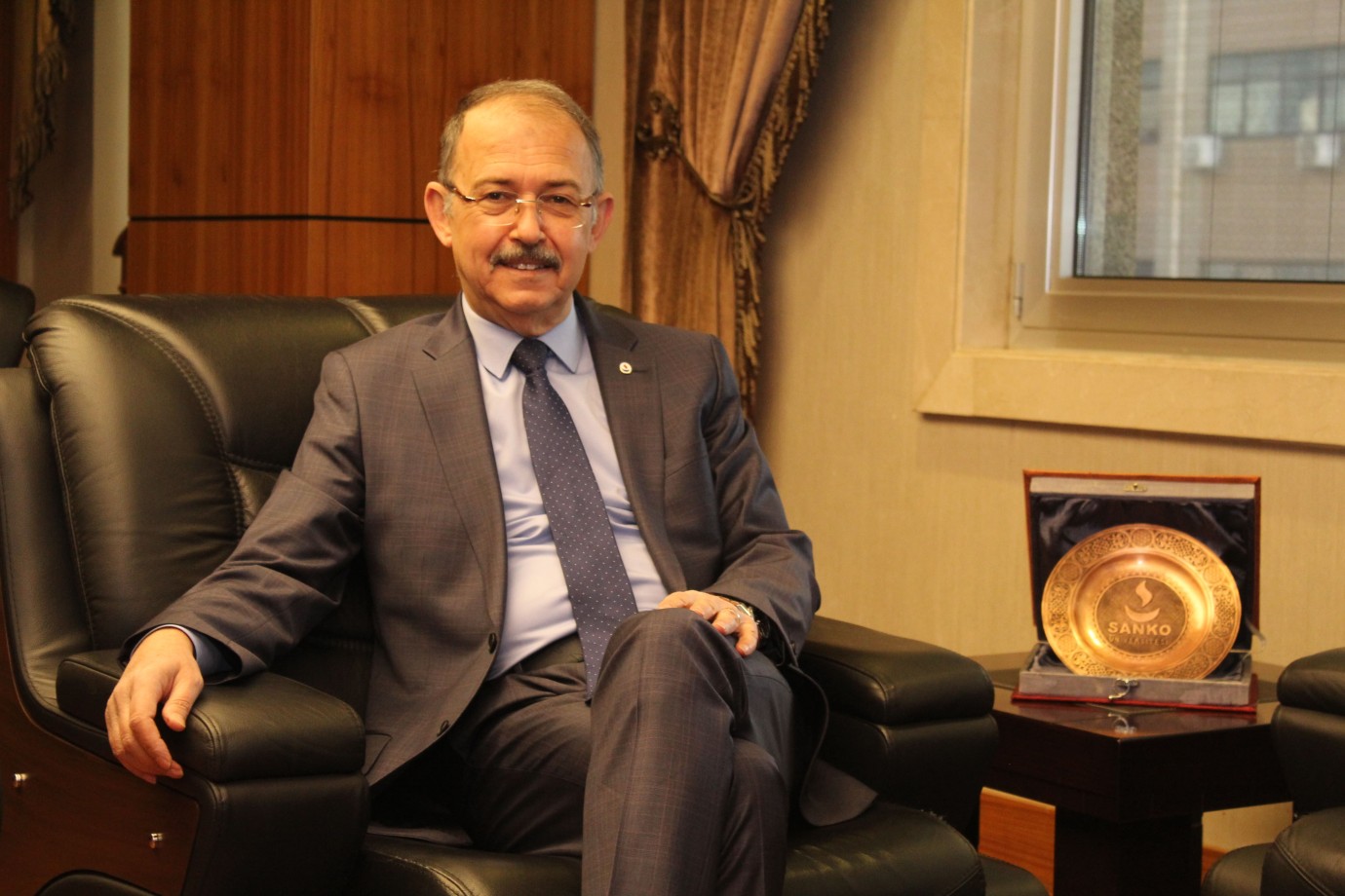 Babalar ulu çınarlarımız
