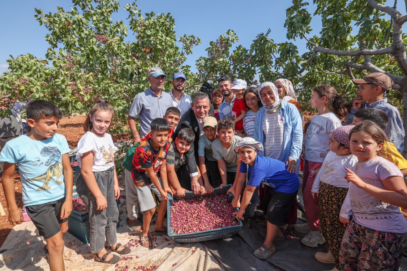Özel fıstık üreticileriyle buluştu 