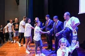 Sampiyonlara ödül