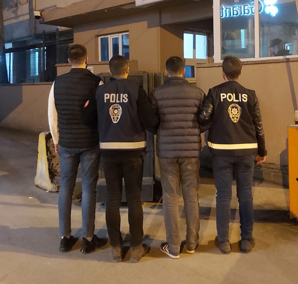 5 hırsız tutuklandı