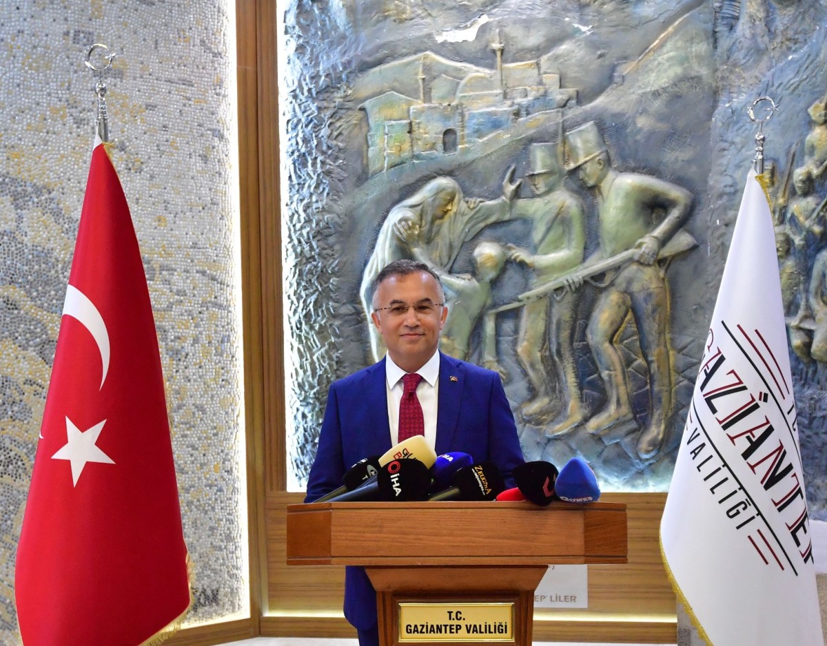 Vali Çeber göreve başladı