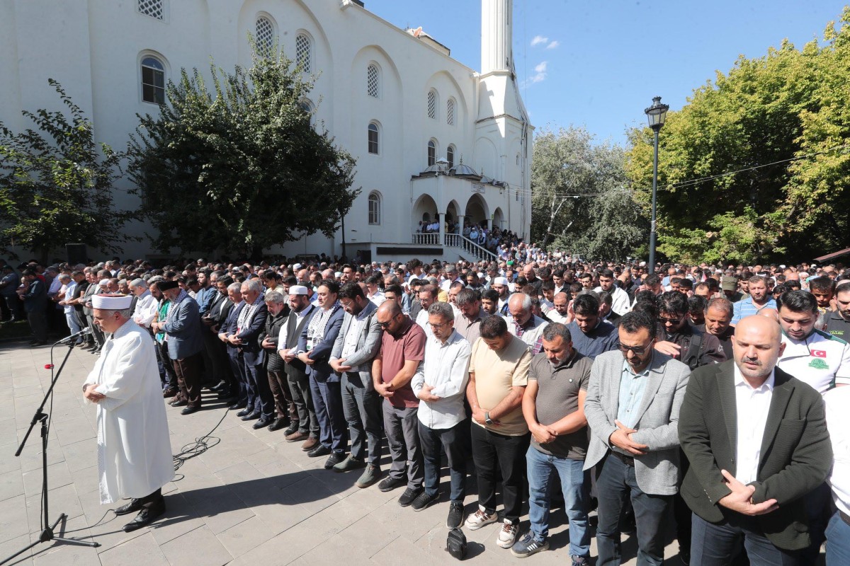 Filistinliler için gıyabi cenaze namazı