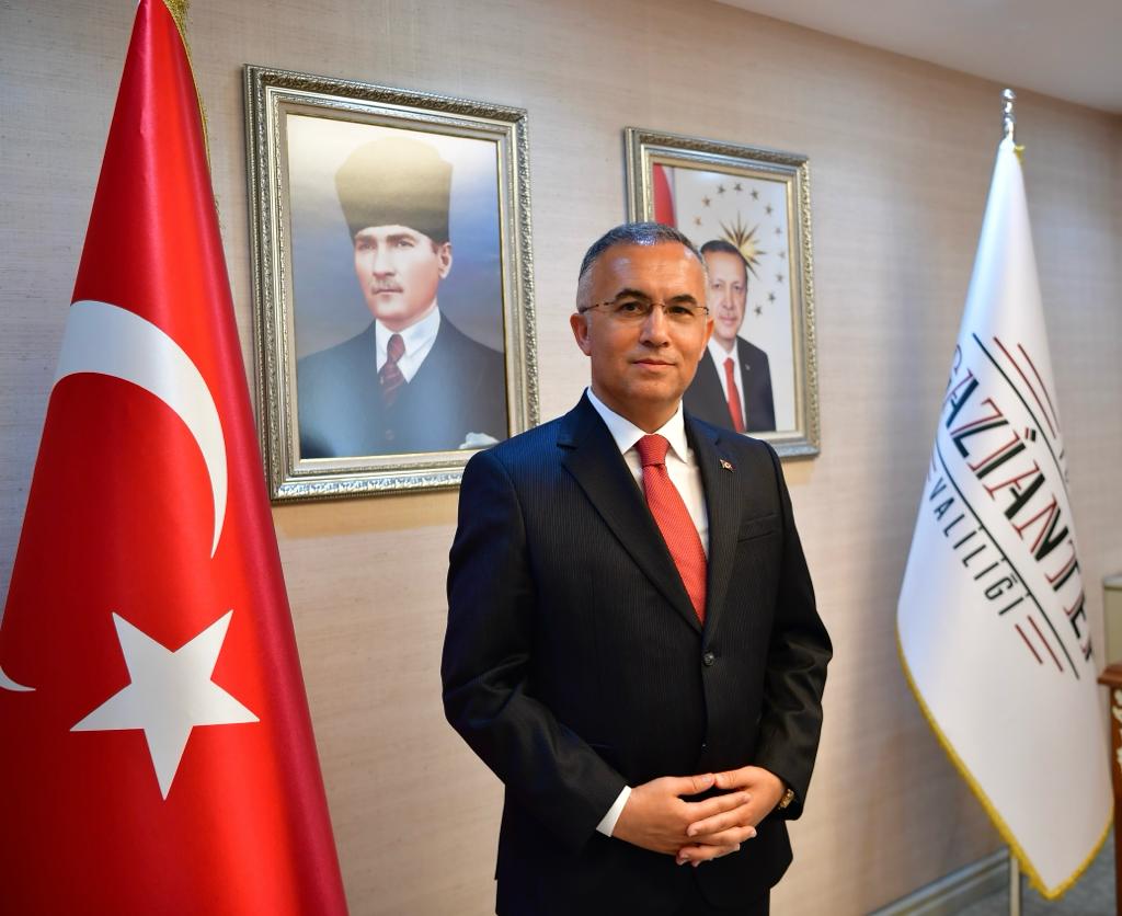 Vali Çeber: Gazetecilerle birlikte çalışıyoruz